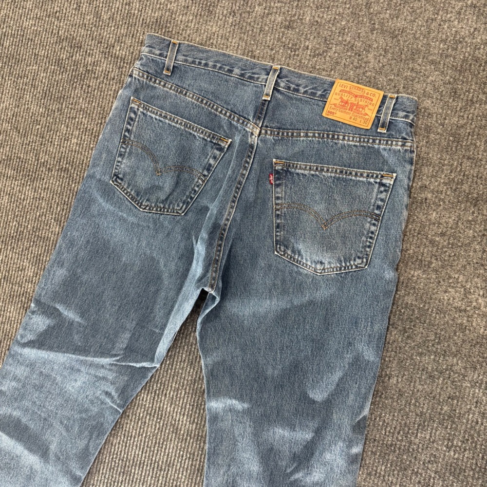Levi's 550 Jeans Mens 36x30 Relaxed Fit Medium Wash‎ Vintage Look Denim